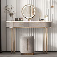 Ensemble de chambre à coucher, meubles européens de luxe, commode, table de maquillage avec éclairage LED, miroir et tabouret