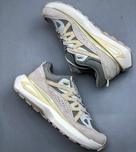 Chaussures de course personnalisées, luxueuses et élégantes, à lacets. Chaussures de randonnée respirantes pour activités sportives en plein air - Product Image 2