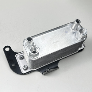 Nouveau refroidisseur d'huile hydraulique RE201108 68004317AA pour J D 7710 7810 315SJ 310J 310SJ 410J - Product Image 3