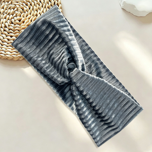 Faixas de Cabelo Boho de Veludo Listradas com Torção para Mulheres, Tiaras Largas Franzidas com Nó para Uso Diário, Turbantes Macios e Elásticos para Yoga - Product Image 3