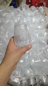 Fornitura di fabbrica all'ingrosso di bicchieri di plastica a forma di vite per bere bottiglie di Design lampadina per bevande giocattoli per bambini - Product Image 6