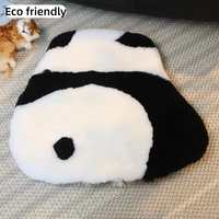 Coussin en laine écologique en forme de panda, coussin en peau de mouton naturelle pour la décoration du salon