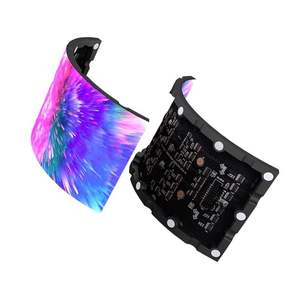 Panel de Pantalla LED Flexible de 4 mm de Píxeles, Pantalla Curva para Exteriores, IP65 Resistente al Agua, Montaje en Pared, Brillo de 5000 cd, 178 °   Ángulo de visión - Product Image 3