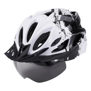 Casco de Ciclismo con Visera Desmontable, 26+ Ventilaciones, Unisex, para Adultos, para Bicicleta de Montaña y Carretera - Product Image 1