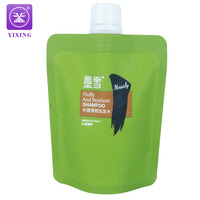 Emballage de liquide en plastique PET réutilisable avec logo personnalisé buse de poche de pulvérisation debout flexible pour la conception de pochette de bec de couches de soins de la peau