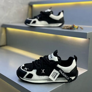 Zapatos de moda versátiles, cómodos y casuales con capas de tela de malla, transpirables y con suela suave, ligeros para caminar. - Product Image 4