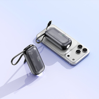 Power Bank Mini Portabel Lucu PD22.5W 5000mAh Bentuk Kapsul dengan Layar LED & Senter untuk Penggunaan Luar Ruangan
