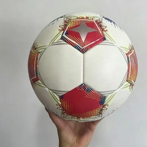 Ballons de football durables 2026 – Logo personnalisé pour l'entraînement professionnel, cousus à la machine, utilisation intérieure et extérieure - Product Image 3