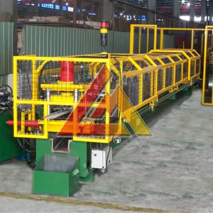 Galvanized metal roller shutter door roll forming machine