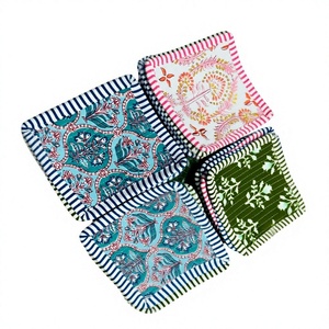 Sous-verres en coton matelassé doux, faits à la main, réutilisables, accessoires de table floraux, sous-verres en tissu bohème, sous-verres de bar - Product Image 1
