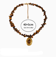 Collar de Cadena para Clavícula de Acero Inoxidable Más Vendido para Mujer, con Cuentas de Piedra Natural de Colores y un Colgante