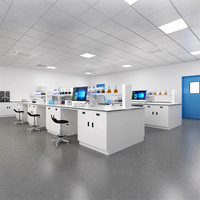 Construction et installation de salles blanches modulaires HUAAO pour l'utilisation dans les industries alimentaire, cosmétique, hospitalière et de laboratoire, conformes aux normes ISO et GMP modernes.