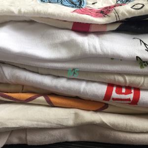 Trapos de algodón de baja pelusación de 10 kg y 25 kg, trapos de limpieza de algodón recuperado, trapos industriales de algodón para limpieza, trapos de camiseta cortada. - Product Image 2