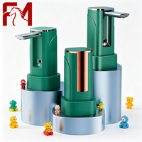Fontaine à eau pour animaux de compagnie, design compact automatique pour petits chiens et chats, gain de place, fabrication OEM