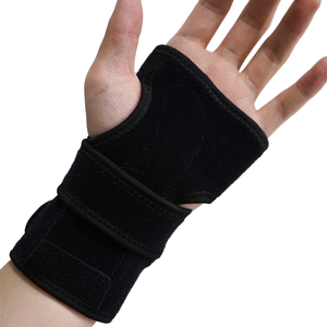 <span class=keywords><strong>Splint</strong></span> pergelangan tangan ortopedi dapat disesuaikan bersirkulasi penjepit pergelangan tangan dan bidai jempol untuk mendukung keseleo patah tangan - Product Image 6