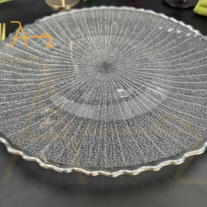 بيع بالجملة مطعم 13 بوصة موجة منقوشة حافة الفضة لوحة زجاجية شفافة لحفلات الزفاف فندق مأدبة الزفاف - Product Image 4