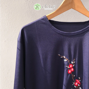 Blusa Elebe Navy O-Neck Regular Fit para mujer, material de primera calidad, proveedor de diseño sin hierro, camisa de gran tamaño en Malasia - Product Image 3