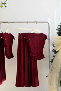 Nouvelle Collection Été 2026 : Ensemble Formel Rayé 2 Pièces pour Femme – Haut à Col Bateau Manches Longues et Pantalon en Satin de Polyester Respirant - Product Image 2