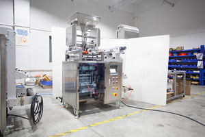 Machine d'emballage automatique multifonctionnelle pour papier alimentaire, feuille d'aluminium, thé, riz, sucre, sachet de poudre avec peseur - Product Image 4