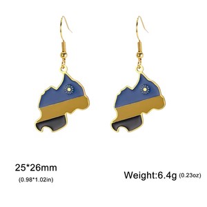 Orecchini Pendenti Impermeabili Placcati Oro 18K con Mappa e <span class=keywords><strong>Bandiera</strong></span> del <span class=keywords><strong>Ruanda</strong></span>, Design Ruandese in Acciaio Inox Smaltato - Product Image 3