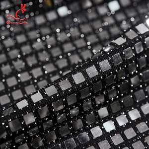 Cheerlifes Stock disponible de 140Cm de poliéster negro 3D Plaza pesado de encaje francés de tela de malla <span class=keywords><strong>con</strong></span> brillo - Product Image 6