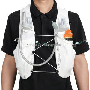 Gilet d'hydratation personnalisé pour la course à pied et la randonnée en extérieur, imperméable, léger, avec porte-bouteille, veste sans manches pour la course à pied - Product Image 1
