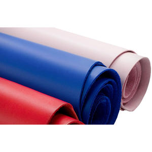 Cuero de vacuno suave y flexible, específicamente para prendas de vestir, chaquetas, guantes y accesorios de cuero de moda, suministro de materia prima - Product Image 2