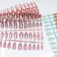 Lot de 24 faux ongles courts en amande effet œil de chat colorés, à presser, ongles artificiels