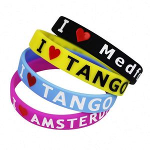 Bracelet en silicone personnalisé gaufré, étanche, en caoutchouc, pour équipe sportive, cadeau de fête, vente en gros - Product Image 3