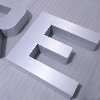 Yijiao lettre en métal personnalisée lettres en acier inoxydable lettre de canal logo 3D pour les bâtiments