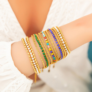 Pulsera de Cadena Chapada en Oro de Lujo con Incrustaciones de Cristal para Mujer, Uso Diario, Acabado en Oro de 18K, Opciones Multicolor - Product Image 2