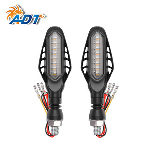 Feux de signalisation séquentiels ADT Cobra pour l'extérieur, jaunes avec abat-jour noir fumé - Product Image 3