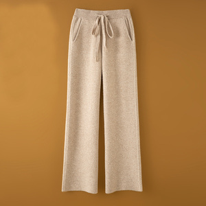 <span class=keywords><strong>Pantaloni</strong></span> <span class=keywords><strong>Larghi</strong></span> in Cashmere di Lusso per Donna, <span class=keywords><strong>Morbidi</strong></span> e Lavorati a Maglia - Product Image 1