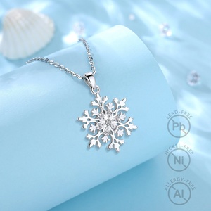 Bijoux en argent sterling 925 plaqué <span class=keywords><strong>or</strong></span> 18 carats collier pendentif en forme de flocon de neige en zircon cubique pour les cadeaux de Noël - Product Image 5