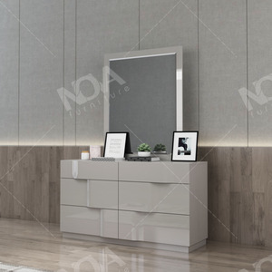 Set Completo di Mobili per <span class=keywords><strong>Camera</strong></span> <span class=keywords><strong>da</strong></span> <span class=keywords><strong>Letto</strong></span> Matrimoniale in Legno Laccato Lucido con Testiera Illuminata per Scuola - Product Image 5