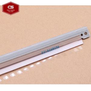 Cuchilla de Limpieza de Tambor OEM para Xerox 700 J75 C75 5151 770 550 560 570 C60 C70 9065 9070 5580 6680 6685 7780 7785 - Product Image 1