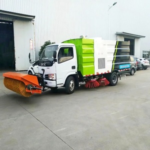 รถกวาดถนนอเนกประสงค์ตงเฟิง 4x2 4x4 พวงมาลัยขวา พร้อมอุปกรณ์ดูดฝุ่นและกวาดหิมะ - Product Image 1