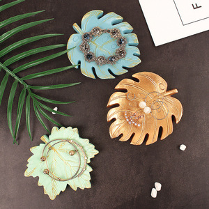 Leaf Shape Jewelry Tray Plastic Resin Storage Organizer For Necklace Earrings Bracelet Display Decorative <b>Gift</b> Item - Product Image 3