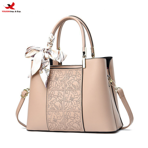 Sac fourre-tout en cuir PU pour femme avec poignée décorative en écharpe et bandoulière réglable - Product Image 1