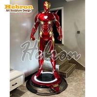 Statue en résine en promotion : Sculptures grandeur nature Iron Man, Spiderman et Hulk de films Marvel pour la décoration commerciale et de Noël