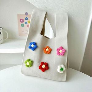 Sac à main tricoté pour femme avec motifs floraux, sac fourre-tout décontracté au crochet, mini sac à main - Product Image 3
