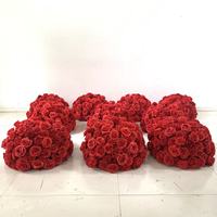Soie artificielle H-1026 pour arrangement de fond de scène en forme d'arche de cœur avec fleurs pour décorations de mariage et de la fête des mères