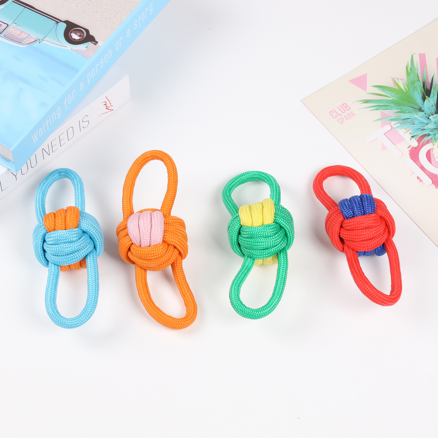 18cm, 65g, double-eared ball, four colors available