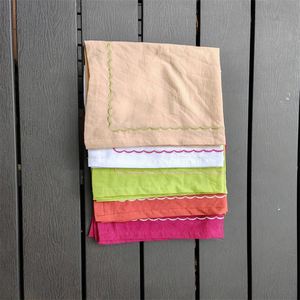 Serviette de table en coton pur brodée à la main de qualité supérieure pour hôtels - Product Image 3