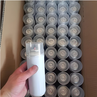 Machine d'emballage de cartons pour boîtes de produits aérosols
