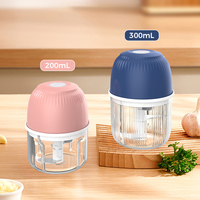 Mini hachoir automatique pour ail et oignon, coupe-légumes domestique facile avec alimentation par batterie