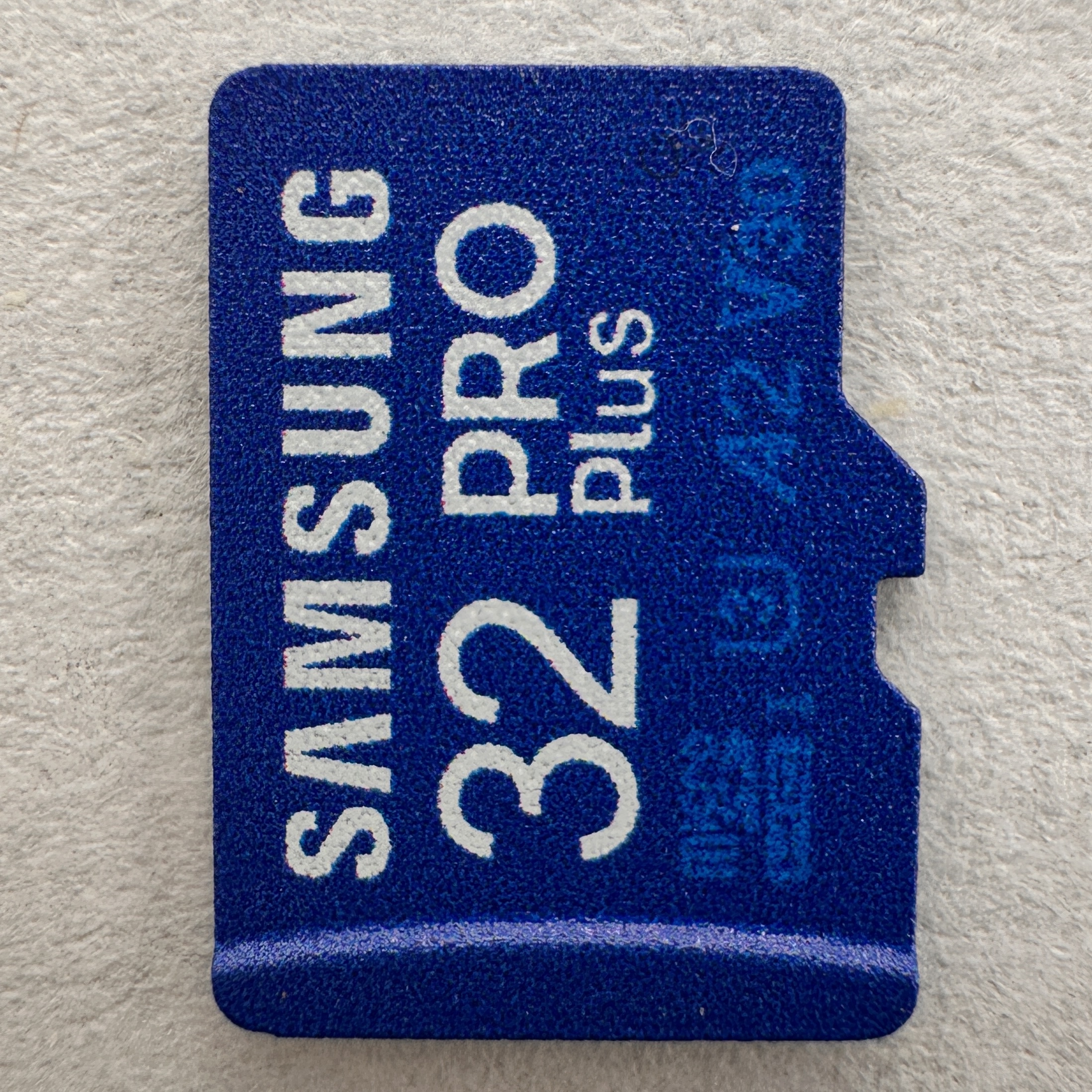 8GB