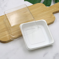 Boîtes en plastique PET blanches jetables en gros avec couvercle transparent 130x130x80mm pour gâteaux, salades, chips, sucre et autres emballages alimentaires