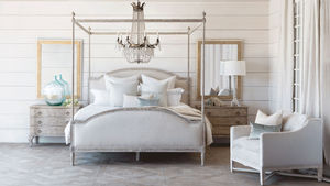 Massief Houten Slaapkamermeubilair In Franse Landelijke Stijl Eigentijds Design Hemelbed In Wit Linnen Verweerde Witte Afwerking - Product Image 5