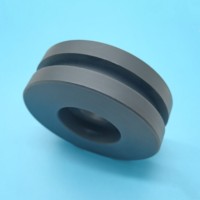 Rouleau d'acétal Pom de dureté élevée personnalisé en usine avec roulement roue de poulie résistante à l'usure OEM